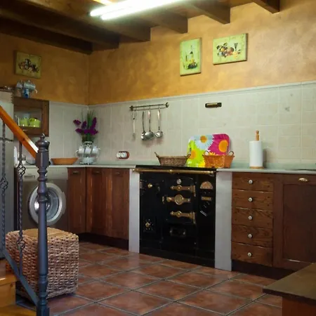 Hétvégi ház Casa Lolo De Villaviciosa Camoca